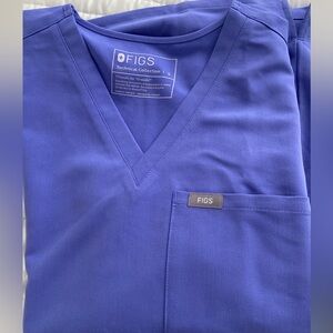 Blueberry Catarina one pocket scrub top